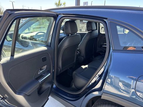 Used 2021 Mercedes-Benz GLA 35 AMG 4MATIC image 14