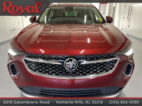 Used 2023 Buick Envision Avenir FWD image 2