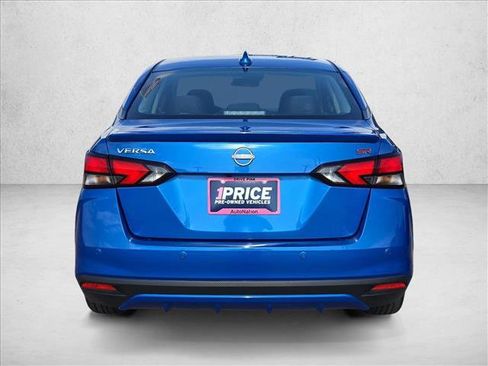 Used 2024 Nissan Versa SR image 7