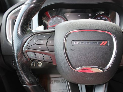 Used 2019 Dodge Charger SXT w/ Blacktop Package AWD/4WD image 16