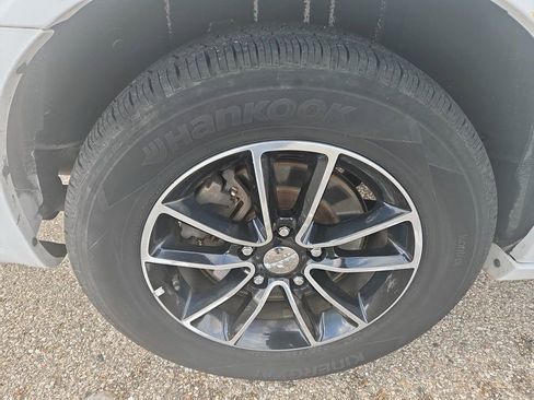 Used 2019 Dodge Grand Caravan GT image 35