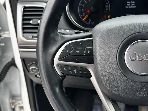 Used 2021 Jeep Grand Cherokee Limited image 13