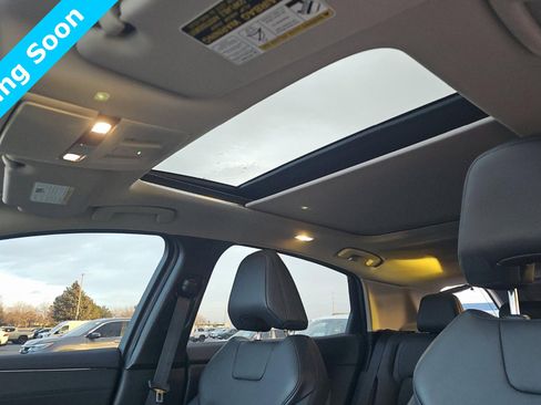 Used 2024 Nissan Ariya EVOLVE+ e-4ORCE image 10