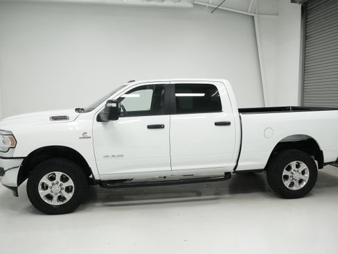 Used 2023 RAM 2500 Big Horn w/ Level 1 Equipment Group AWD/4WD image 5