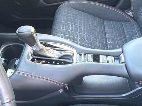 Used 2024 Honda HR-V Sport image 22
