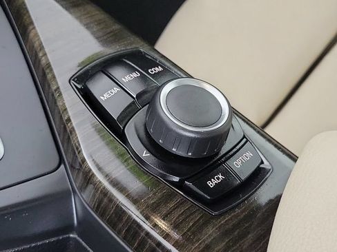 Used 2020 BMW 230i Coupe w/ Convenience Package RWD image 28