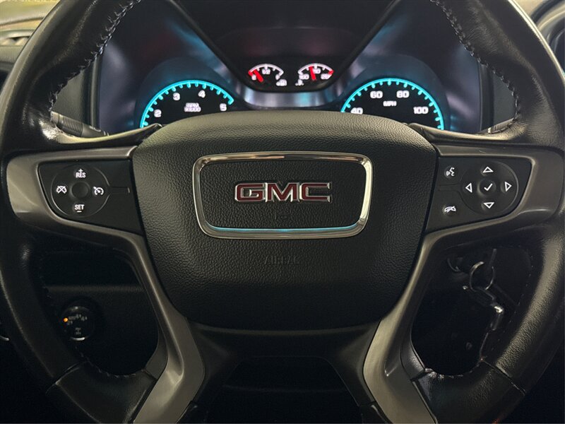 Used 2018 GMC Canyon All Terrain w/ Trailering Package AWD/4WD image 15