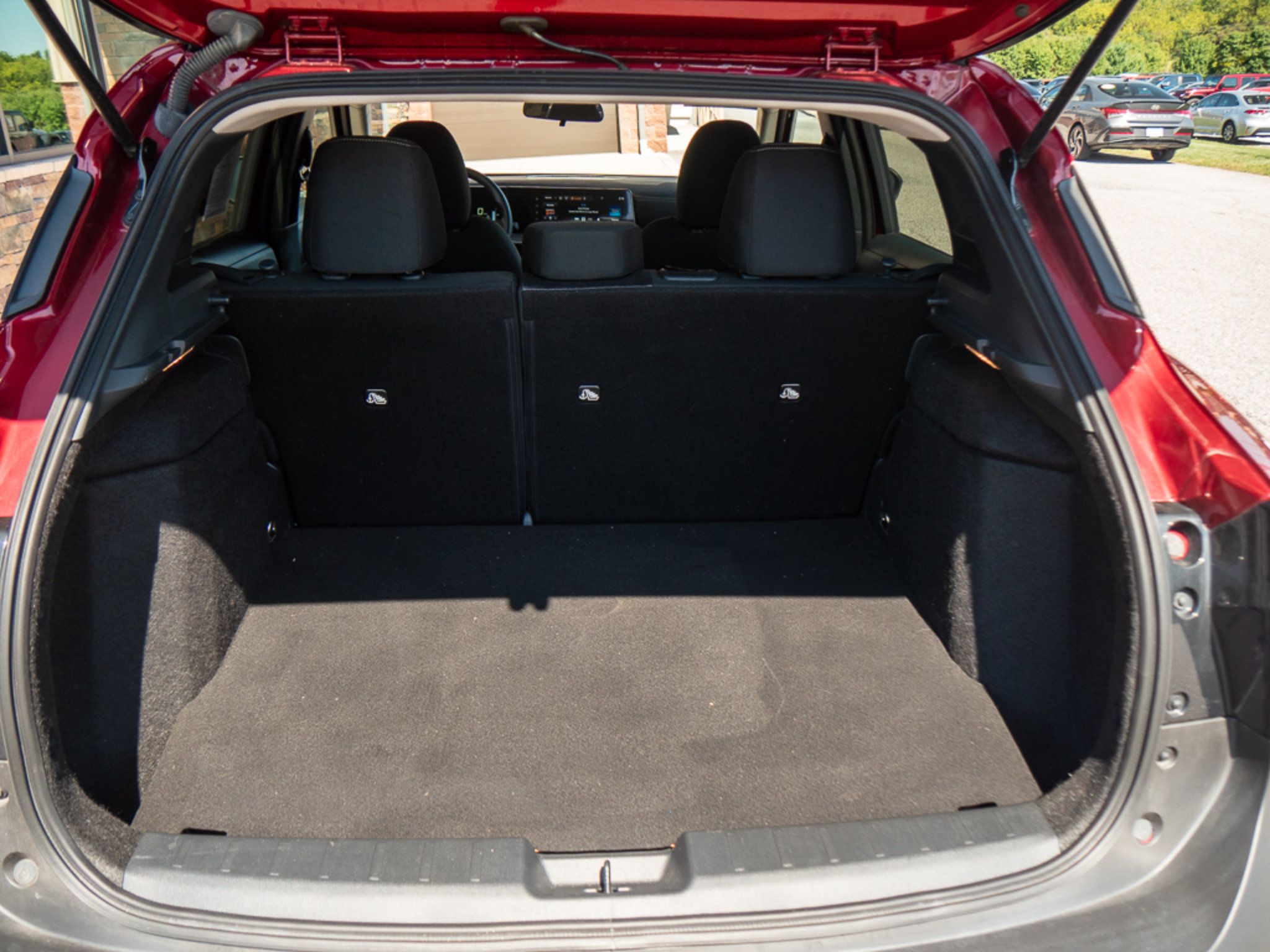 Used 2025 Nissan Kicks SV AWD/4WD image 26