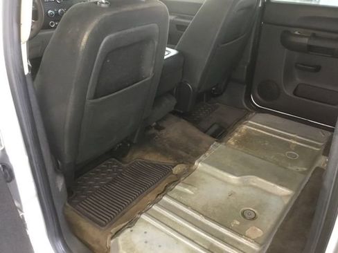 Used 2010 Chevrolet Silverado 1500 LS image 18