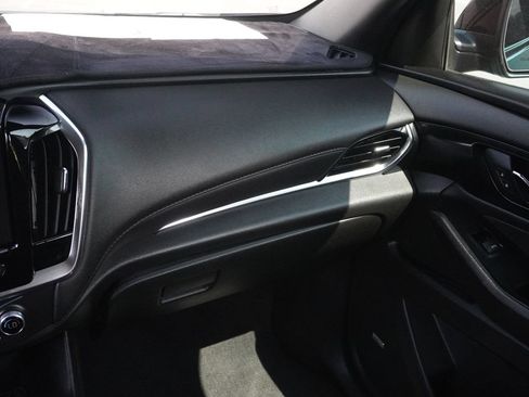Used 2023 Chevrolet Traverse RS w/ LPO, Floor Liner Package AWD/4WD image 38