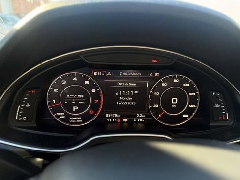 Used 2018 Audi Q7 3.0T Premium Plus image 24