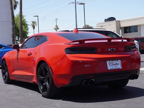 Used 2017 Chevrolet Camaro SS RWD image 3