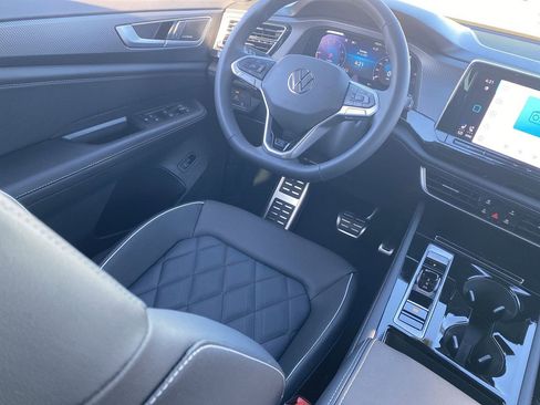 New 2026 Volkswagen Atlas Cross Sport SEL Premium R-Line AWD/4WD image 10
