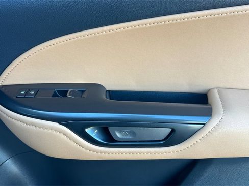 Used 2025 Lexus NX 250 FWD w/ Premium Package image 20