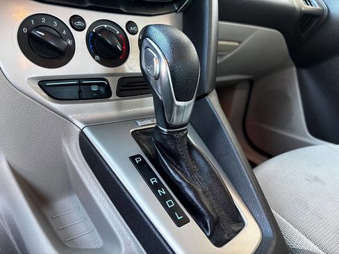 Used 2014 Ford Focus SE image 29