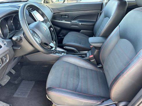 Used 2025 Mitsubishi Outlander Sport LE AWD/4WD image 18