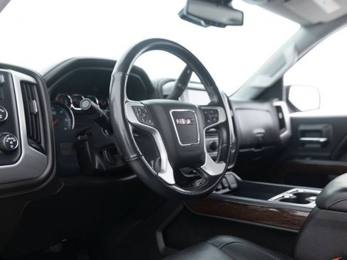 Used 2018 GMC Sierra 1500 SLT AWD/4WD image 30