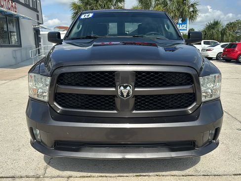 Used 2014 RAM 1500 Express RWD image 8