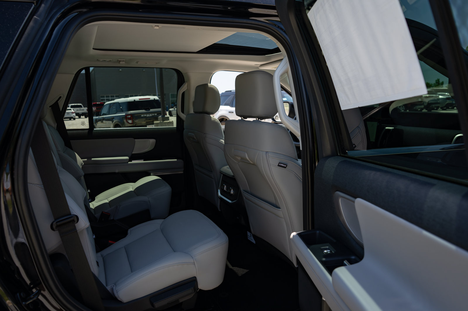 New 2026 Ford Expedition Active AWD/4WD image 22
