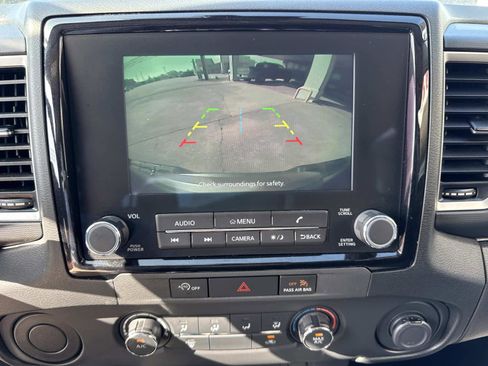 Used 2023 Nissan Frontier SV image 42