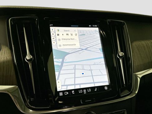 New 2025 Volvo S90 T8 Ultra image 12