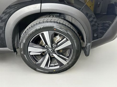 Used 2023 Nissan Rogue SL w/ SL Premium Package FWD image 11