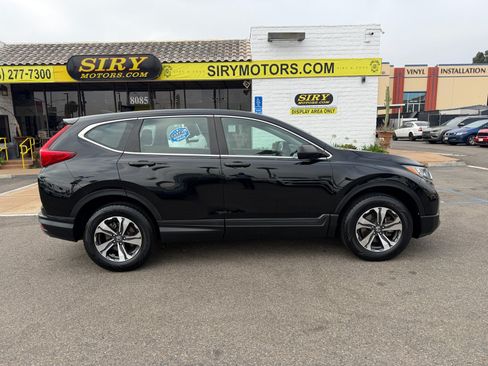 Used 2019 Honda CR-V LX image 2