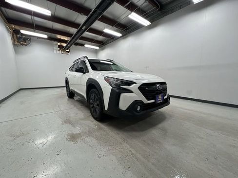 Used 2024 Subaru Outback Onyx Edition image 2