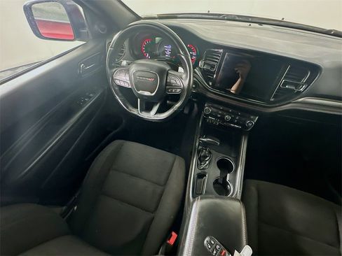 Used 2023 Dodge Durango GT image 9