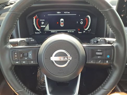 Used 2024 Nissan Rogue Platinum FWD image 14
