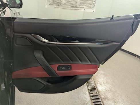 Used 2022 Maserati Ghibli Modena Q4 image 25