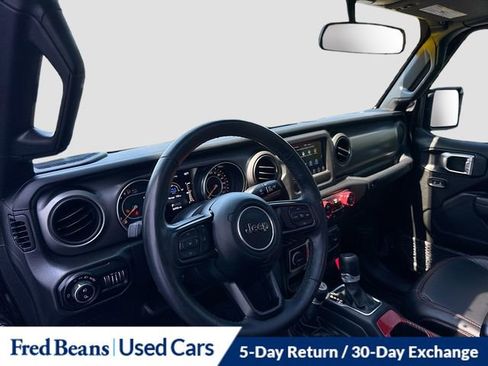 Used 2022 Jeep Gladiator Sport AWD/4WD image 10