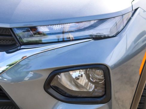 Used 2021 Chevrolet TrailBlazer LT w/ Premium Seating Package image 8