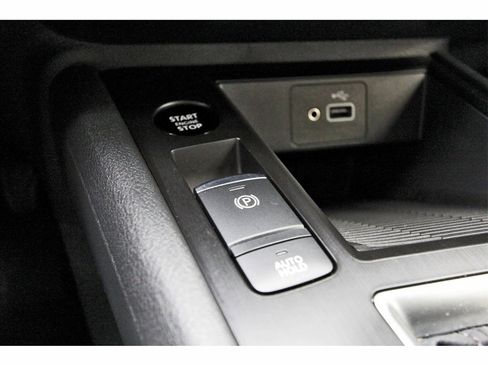 Certified 2025 Nissan Kicks S image 23