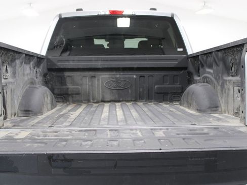 Used 2024 Ford F150 XLT w/ FX4 Off-Road Package image 17