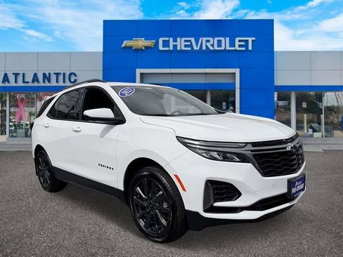 Certified 2023 Chevrolet Equinox RS w/ RS Leather Package image 2