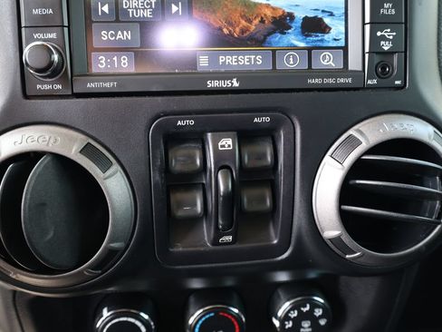 Used 2016 Jeep Wrangler Unlimited Sport w/ Quick Order Package 24S AWD/4WD image 25