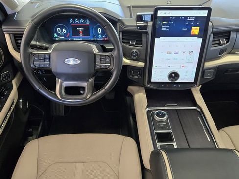 Certified 2023 Ford Expedition Platinum RWD image 29