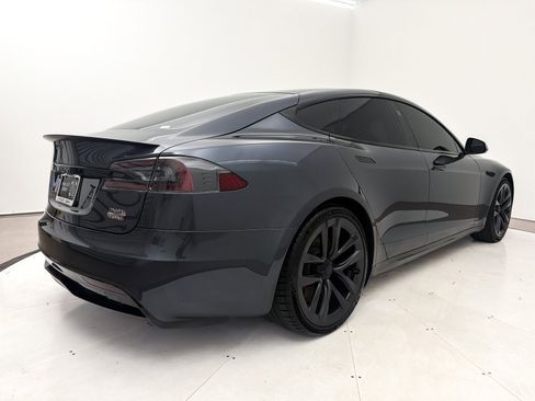 Used 2021 Tesla Model S Plaid image 14