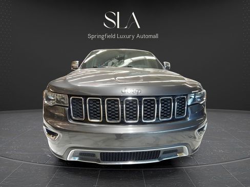 Used 2019 Jeep Grand Cherokee Limited AWD/4WD image 2