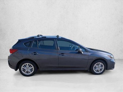 Used 2017 Subaru Impreza 2.0i Premium AWD/4WD image 4