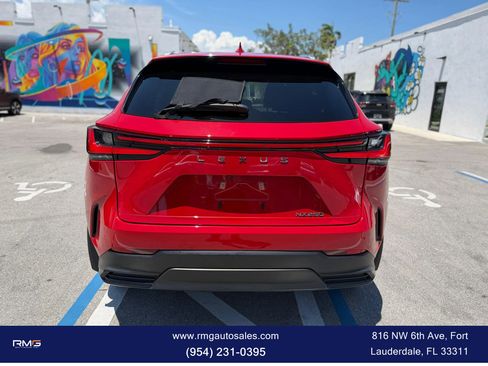 Used 2023 Lexus NX 250 FWD w/ Towing Package (2000 Lbs) image 11