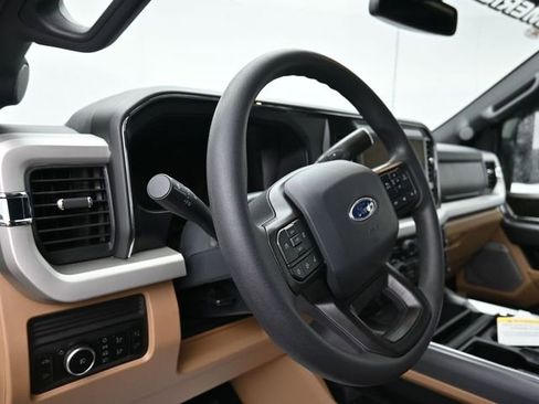 New 2025 Ford F250 XLT w/ Black Appearance Package image 15
