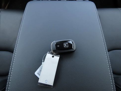 New 2025 Honda Pilot EX-L image 23