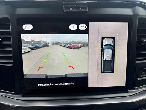 New 2025 Ford F350 Lariat w/ Chrome Package image 19