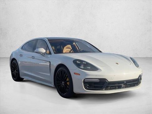 Used 2018 Porsche Panamera Turbo image 3