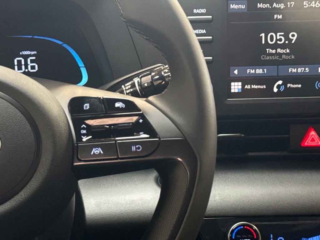 New 2026 Hyundai Elantra SEL Sport FWD image 17