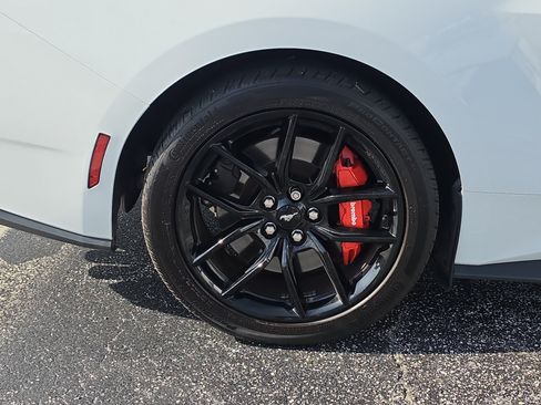 Used 2024 Ford Mustang GT Premium RWD image 5
