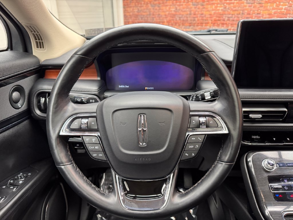 Used 2023 Lincoln Nautilus Reserve w/ Monochromatic Package AWD/4WD image 16