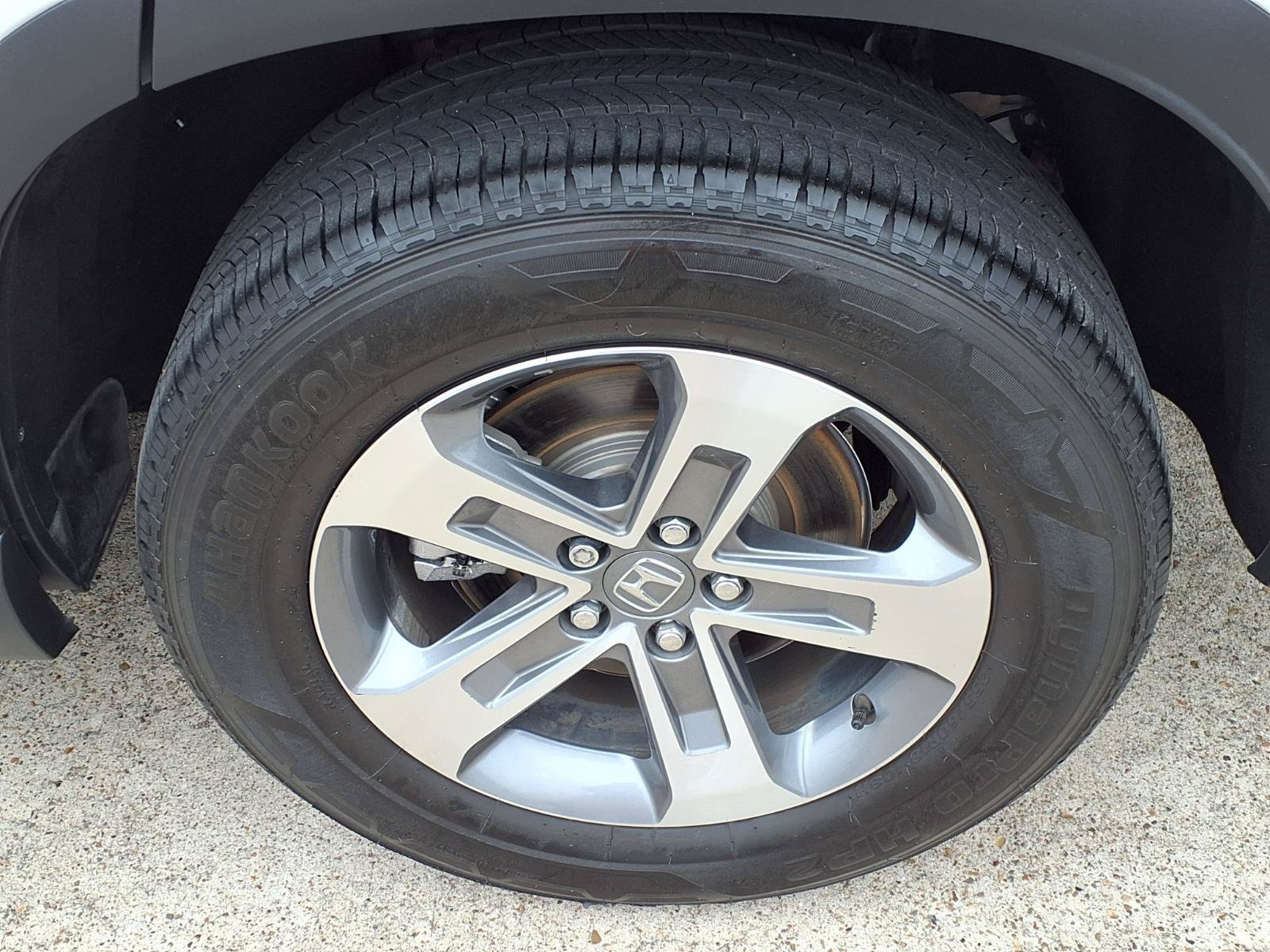 Used 2023 Honda Pilot EX-L image 10
